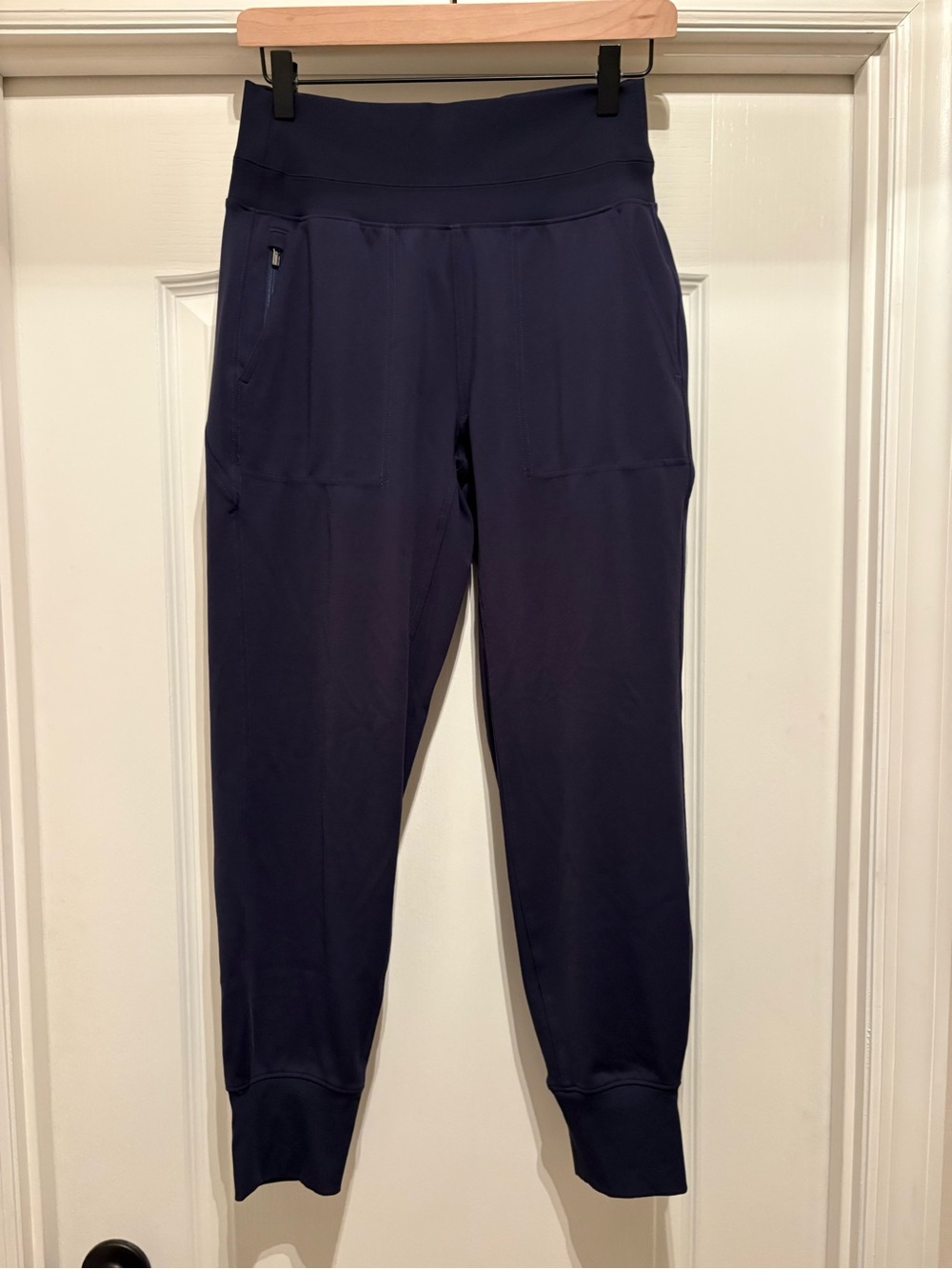 Women’s Athleta navy blue Venice High Rise Jogger pants size S
